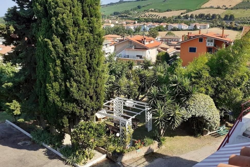 Pier Delle Vigne B&B Пинето Экстерьер фото